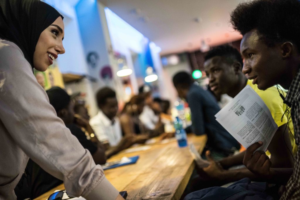 Palermo, incontro tra associazioni e migranti. Foto di studio14photo per CIAI, ente capofila del progetto “Ragazzi Harraga. Processi di inclusione sociale per minori migranti non accompagnati nella città di Palermo"