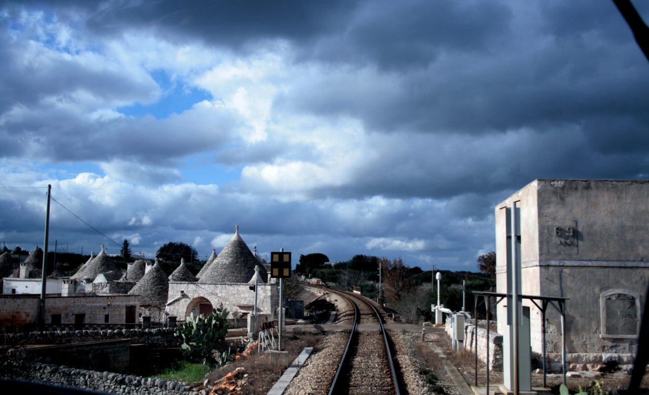 Alessandra Guttagliere, In treno Taranto – Bari