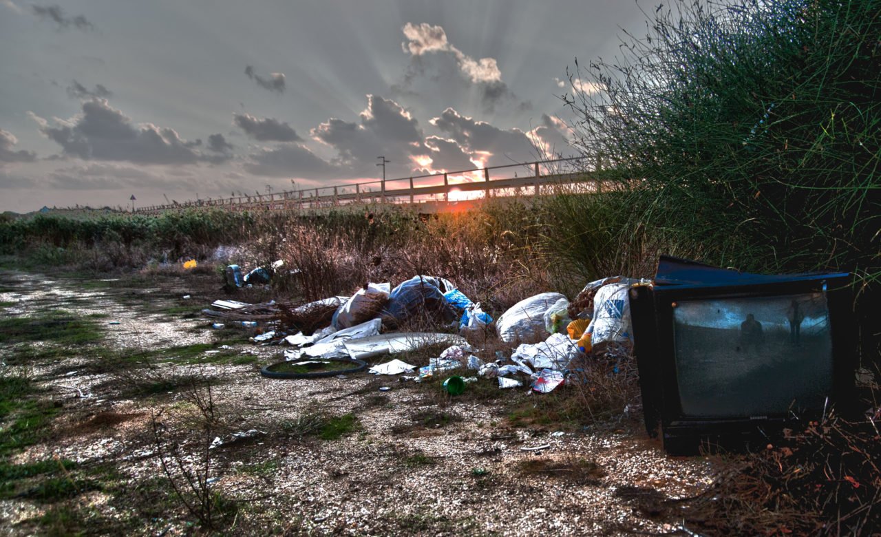 Gianluca Porta, Il tramonto sui rifiuti