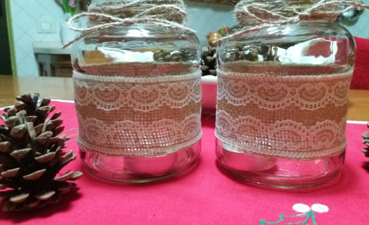 Vasi porta candele realizzati con materiali riciclati