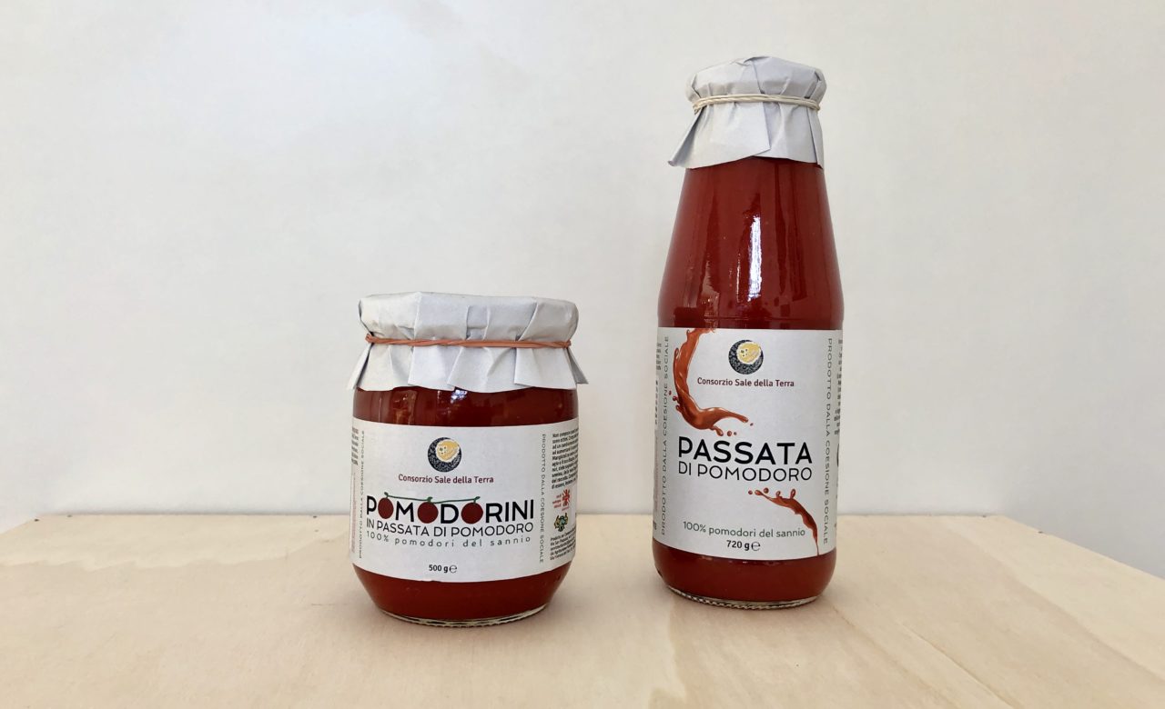 Passata di pomodoro e pomodorini