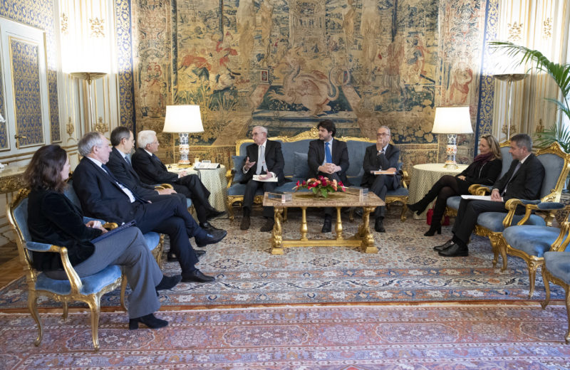 Il Presidente Sergio Mattarella riceve una delegazione del Fondo per il contrasto della povertà educativa minorile. (foto di Francesco Ammendola - Ufficio per la Stampa e la Comunicazione della Presidenza della Repubblica)