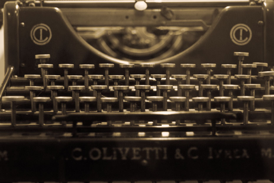 Foto di Francesco Gazzola da Flickr.com, Olivetti, Licenza Creative Commons (CC BY-ND 2.0)