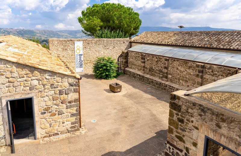 Castello di Vizzini (CT), progetto BeeDini Vizzini 2030, foto di Salvo Puccio